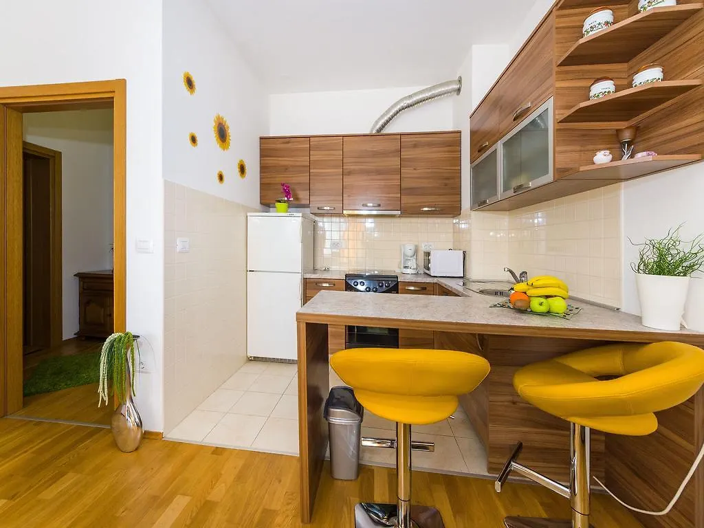 Apartament Populare Charming Zadar