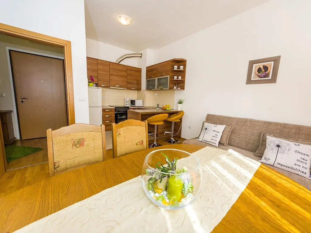 Populare Charming Apartment Zadar