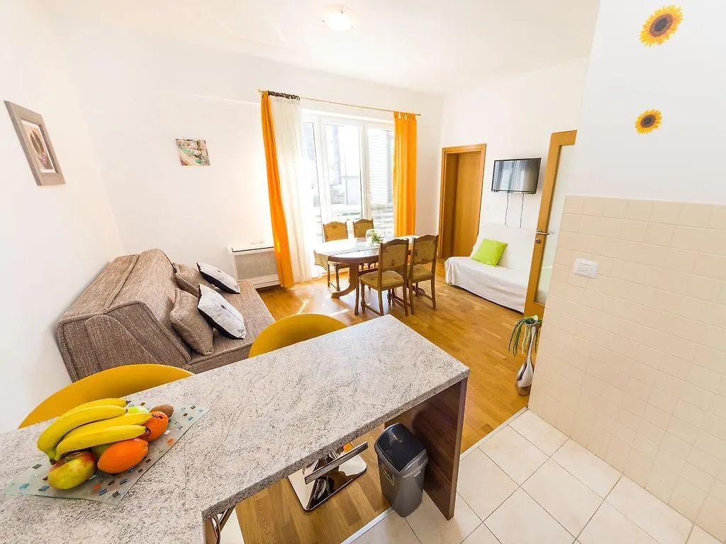 Populare Charming Apartment Zadar
