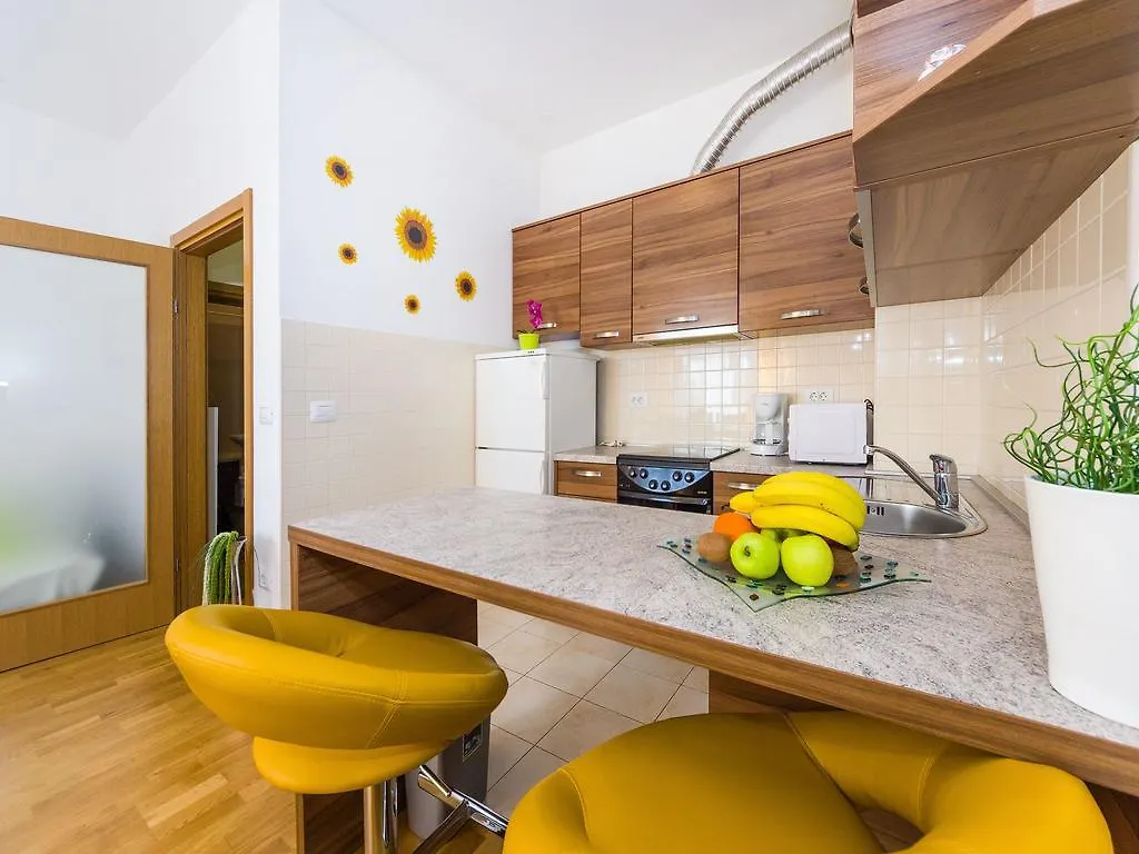 Populare Charming Apartment Zadar